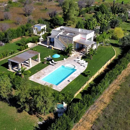 Villa La Serrazza By Perle Di Puglia *